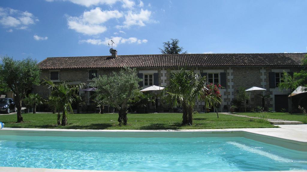 Le Chai De Villiers Villiers (Vienne) Quarto foto